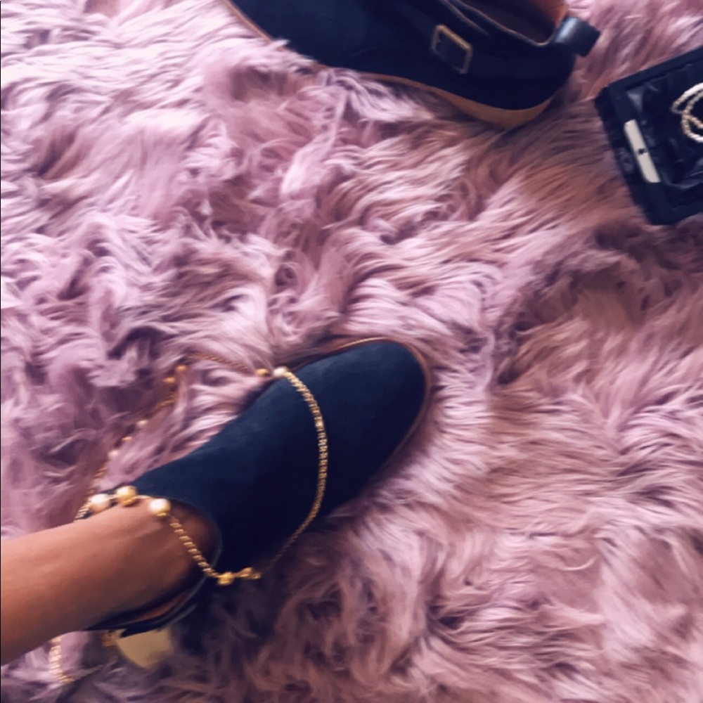 Shoes - Picture 7 of 7
